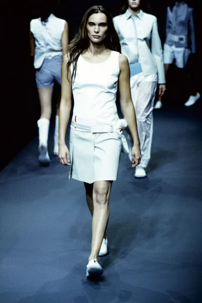 Look 5